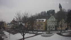 Náměstí, Hrad a Trůba