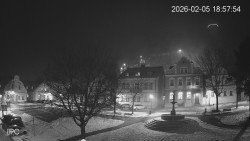 Náměstí, Hrad a Trůba