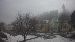 Náměstí, Hrad a Trůba