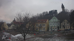 Náměstí, Hrad a Trůba