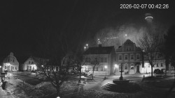 Náměstí, Hrad a Trůba