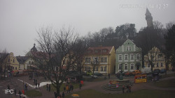 Náměstí, Hrad a Trůba