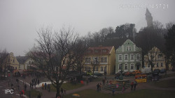 Náměstí, Hrad a Trůba