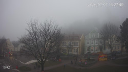 Náměstí, Hrad a Trůba