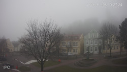 Náměstí, Hrad a Trůba