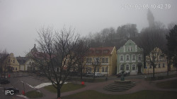 Náměstí, Hrad a Trůba