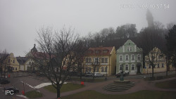 Náměstí, Hrad a Trůba