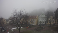 Náměstí, Hrad a Trůba