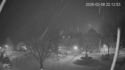 Náměstí, Hrad a Trůba