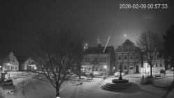 Náměstí, Hrad a Trůba