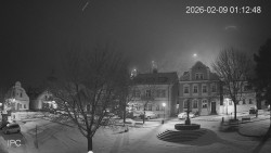 Náměstí, Hrad a Trůba