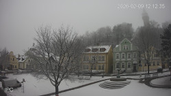 Náměstí, Hrad a Trůba