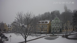 Náměstí, Hrad a Trůba