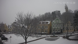 Náměstí, Hrad a Trůba