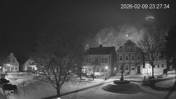 Náměstí, Hrad a Trůba