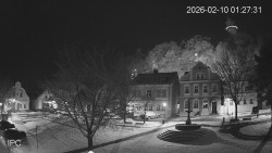 Náměstí, Hrad a Trůba