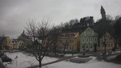 Náměstí, Hrad a Trůba