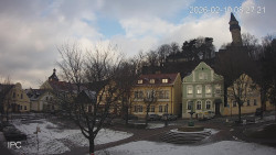 Náměstí, Hrad a Trůba