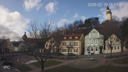 Náměstí, Hrad a Trůba