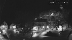 Náměstí, Hrad a Trůba