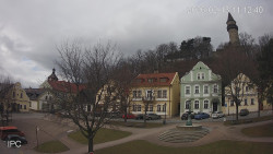 Náměstí, Hrad a Trůba