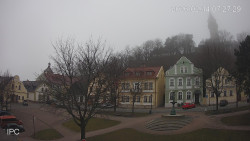 Náměstí, Hrad a Trůba