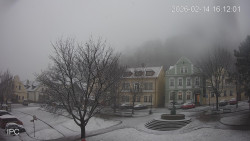 Náměstí, Hrad a Trůba