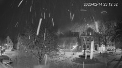 Náměstí, Hrad a Trůba