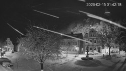 Náměstí, Hrad a Trůba