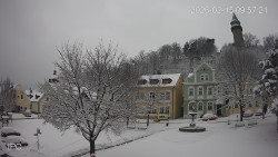 Náměstí, Hrad a Trůba