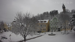 Náměstí, Hrad a Trůba