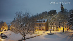 Náměstí, Hrad a Trůba