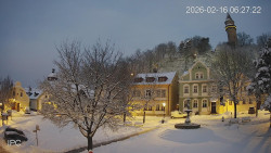 Náměstí, Hrad a Trůba