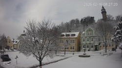 Náměstí, Hrad a Trůba