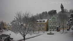 Náměstí, Hrad a Trůba