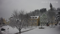 Náměstí, Hrad a Trůba