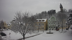 Náměstí, Hrad a Trůba