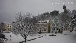 Náměstí, Hrad a Trůba