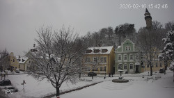 Náměstí, Hrad a Trůba