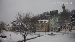 Náměstí, Hrad a Trůba