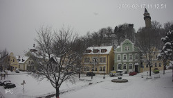 Náměstí, Hrad a Trůba