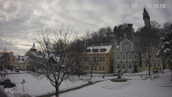 Náměstí, Hrad a Trůba