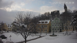 Náměstí, Hrad a Trůba