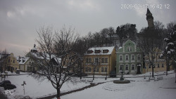 Náměstí, Hrad a Trůba