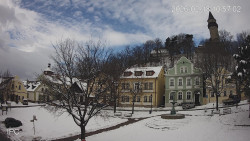 Náměstí, Hrad a Trůba