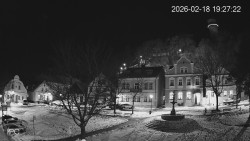 Náměstí, Hrad a Trůba