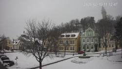 Náměstí, Hrad a Trůba