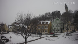 Náměstí, Hrad a Trůba