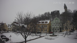 Náměstí, Hrad a Trůba