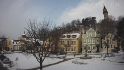 Náměstí, Hrad a Trůba